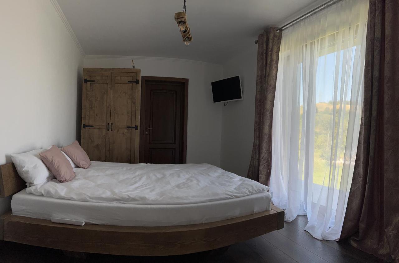Pensiunea Lili'S House Buchin Екстериор снимка